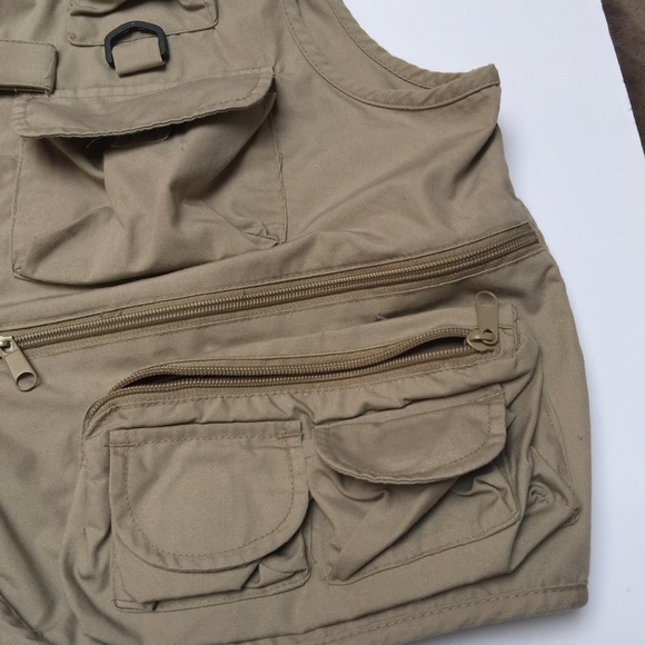 Master Sportsman Adult Rugged Outdoor Vest Large - Picture 4 of 8